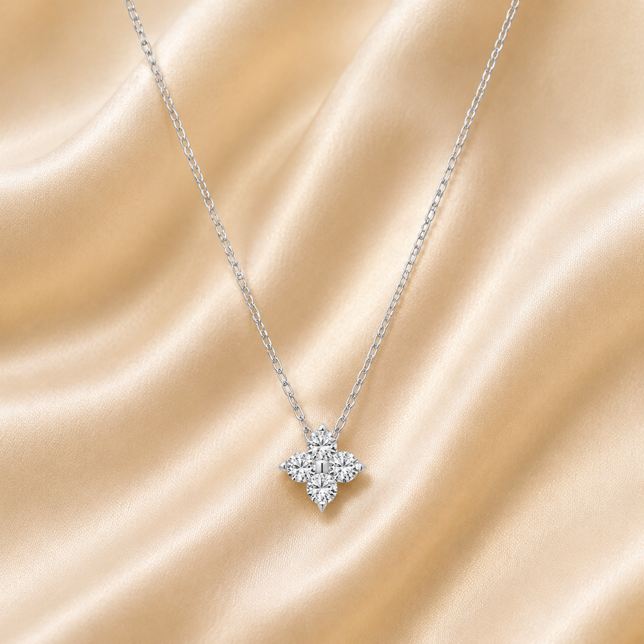 Collier Liora — Fleurs de Zircon