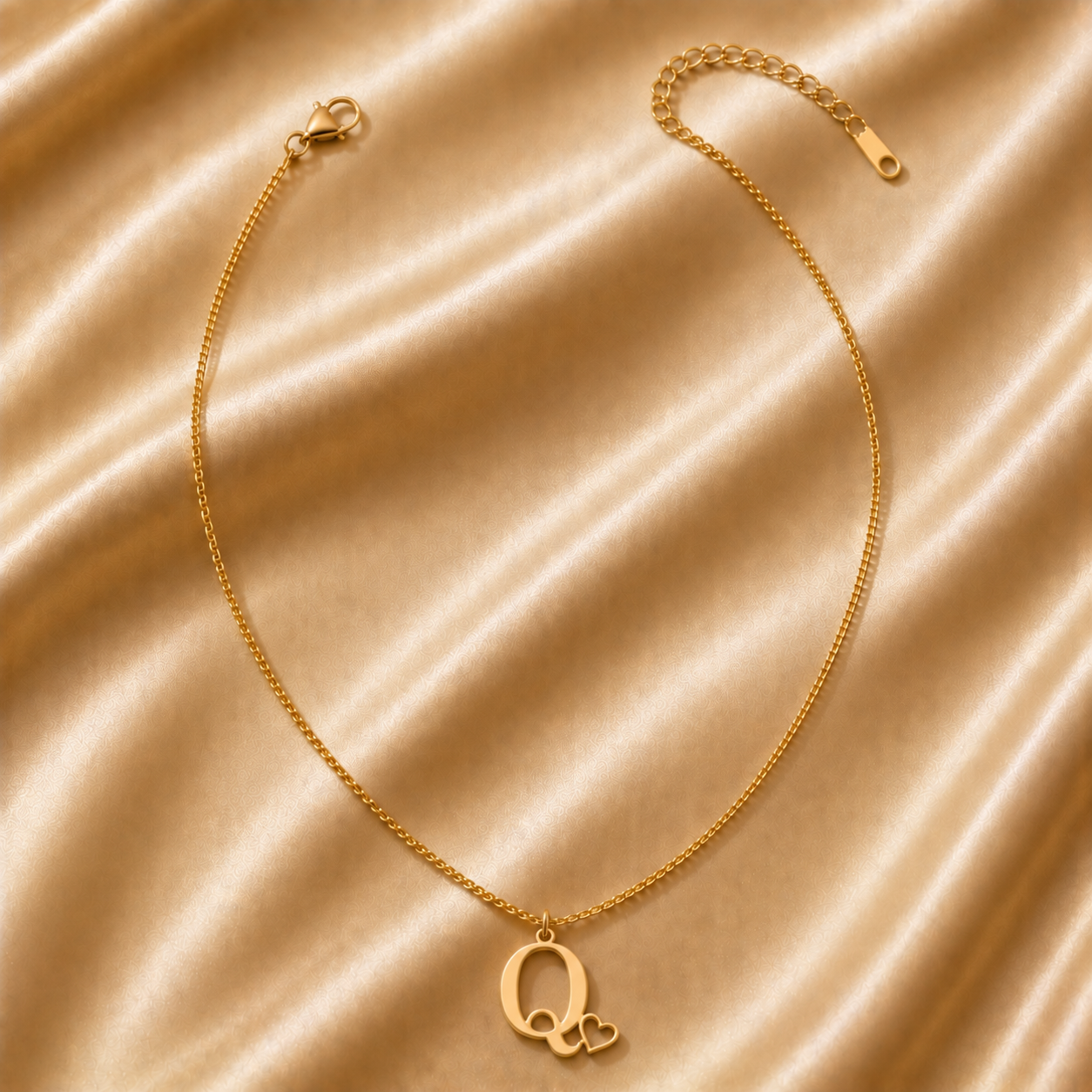 Collier Initiale Amour — Lettre et Cœur Dorés