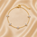 Bracelet Liora — Fleurs de Zircon