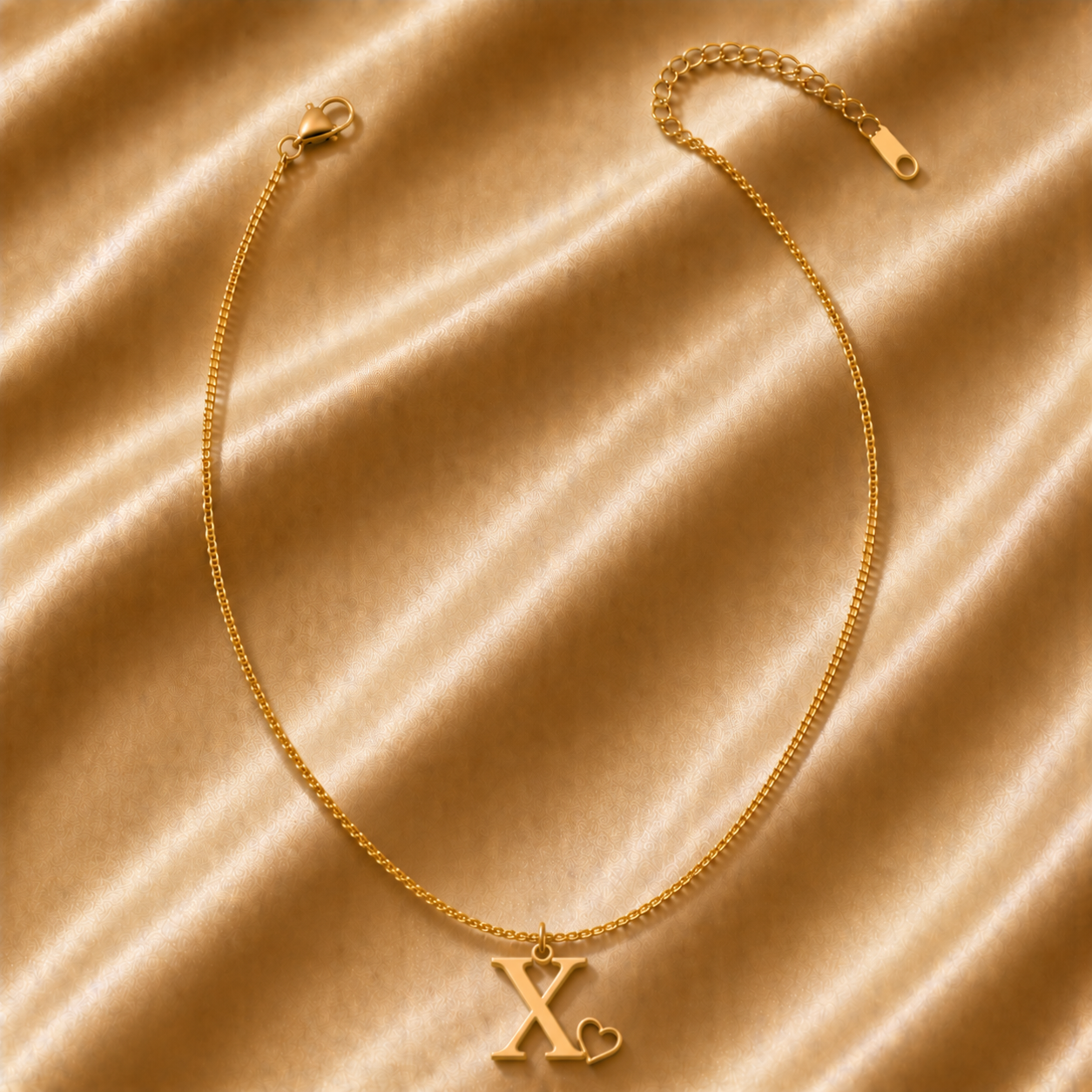 Collier Initiale Amour — Lettre et Cœur Dorés